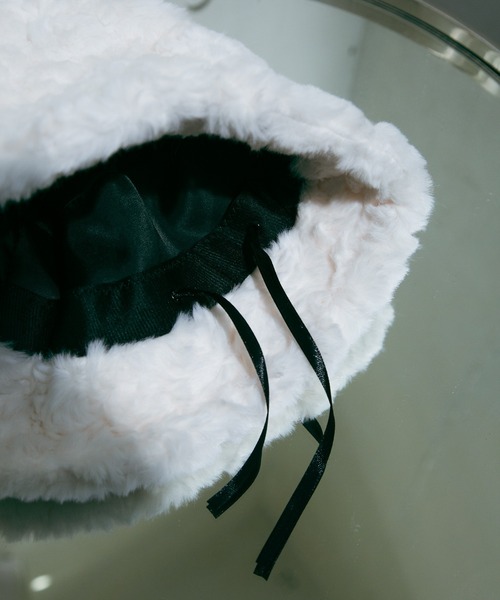COLOR TOKYO ACCESSORIES(カラートウキョウアクセサリー)の「ファーボアバケットハット(ハット・レディース・ホワイト・FREE)」の11枚目の写真