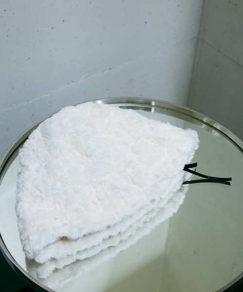 COLOR TOKYO ACCESSORIES(カラートウキョウアクセサリー)の「ファーボアバケットハット(ハット・レディース・ホワイト・FREE)」の12枚目の写真