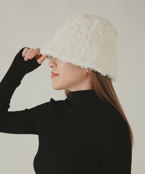 COLOR TOKYO ACCESSORIES(カラートウキョウアクセサリー)の「ファーボアバケットハット(ハット・レディース・ホワイト・FREE)」の14枚目の写真