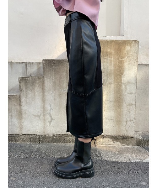 ENVYM（アンビー）の「レザーコンビミディアムＳＫ（スカート・レディース・ブラック・FREE）」の9枚目の写真