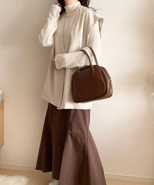 ECRIRE（エクリール）の「【TOMOコラボ】ノーカラーツイルジレベスト【セットアップ対応】（ベスト・レディース・ブラック/ベージュ/グレー/モカ・M/L）」の16枚目の写真