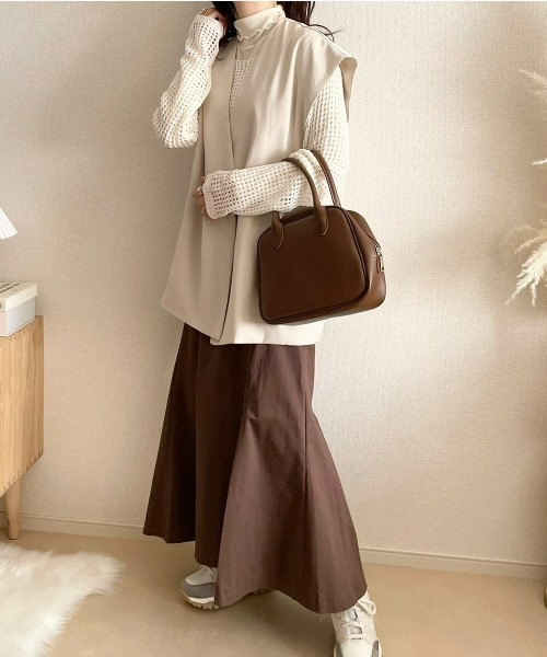 ECRIRE（エクリール）の「【TOMOコラボ】ノーカラーツイルジレベスト【セットアップ対応】（ベスト・レディース・ブラック/ベージュ/グレー/モカ・M/L）」の17枚目の写真