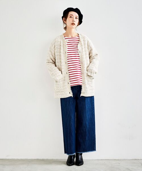 le.coeur blanc(ルクールブラン)の「デニムワイドクロップドパンツ(デニムパンツ・レディース・ネイビー/ブルー・38/36)」の12枚目の写真