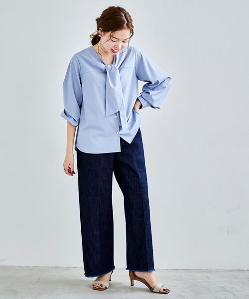 le.coeur blanc(ルクールブラン)の「デニムワイドクロップドパンツ(デニムパンツ・レディース・ネイビー/ブルー・38/36)」の19枚目の写真