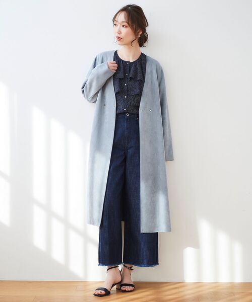 le.coeur blanc(ルクールブラン)の「デニムワイドクロップドパンツ(デニムパンツ・レディース・ネイビー/ブルー・38/36)」の22枚目の写真