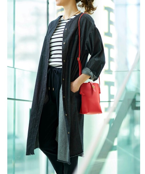 SHOO・LA・RUE(シューラルー)の「◆デニムワンピース(ワンピース・レディース・ダークネイビー/ブラック/ブルー・04/03/05/02)」の4枚目の写真