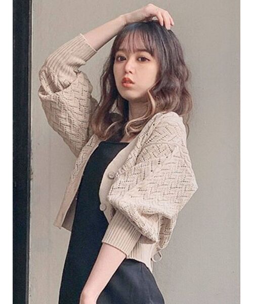 dazzlin（ダズリン）の「コンパクトクロシェカーディガン（カーディガン/ボレロ・レディース・ベージュ/グレー/オフホワイト・FREE）」の4枚目の写真