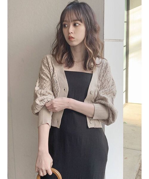 dazzlin（ダズリン）の「コンパクトクロシェカーディガン（カーディガン/ボレロ・レディース・ベージュ/グレー/オフホワイト・FREE）」の5枚目の写真