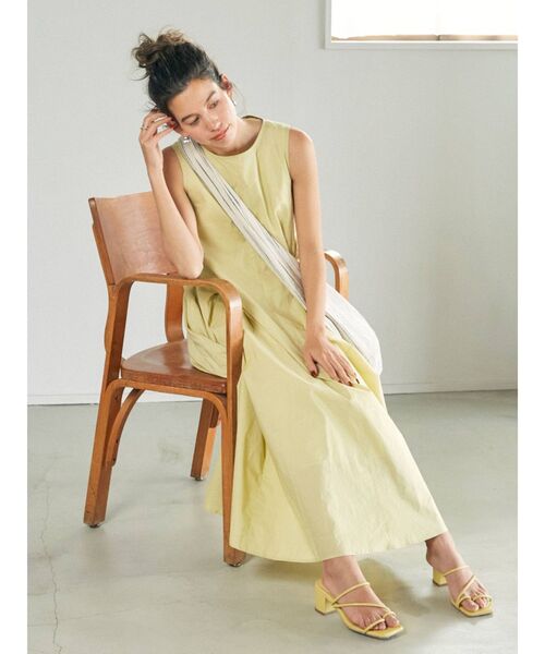 Ungrid（アングリッド）の「タックデザインフレアワンピース（ワンピース・レディース・ブラック/グリーン系その他/ベージュ・FREE）」の15枚目の写真