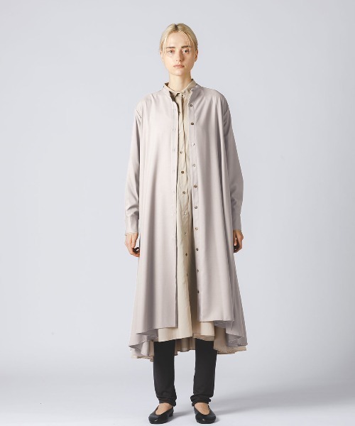 mizuiroind（ミズイロインド）の「mizuiro ind T／Rスタンドカラーフレアシャツワンピース（シャツワンピース・レディース・ブラック/サンドベージュ/ネイビー・FREE）」の13枚目の写真