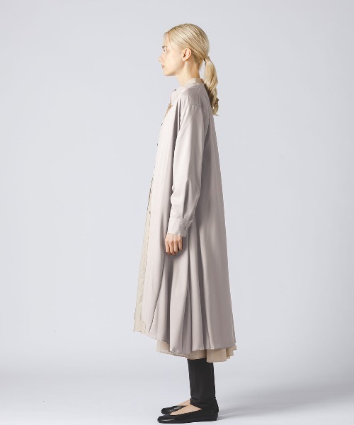 mizuiroind（ミズイロインド）の「mizuiro ind T／Rスタンドカラーフレアシャツワンピース（シャツワンピース・レディース・ブラック/サンドベージュ/ネイビー・FREE）」の6枚目の写真