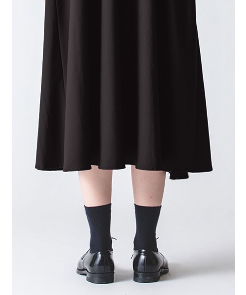 mizuiroind（ミズイロインド）の「mizuiro ind T／Rスタンドカラーフレアシャツワンピース（シャツワンピース・レディース・ブラック/サンドベージュ/ネイビー・FREE）」の15枚目の写真