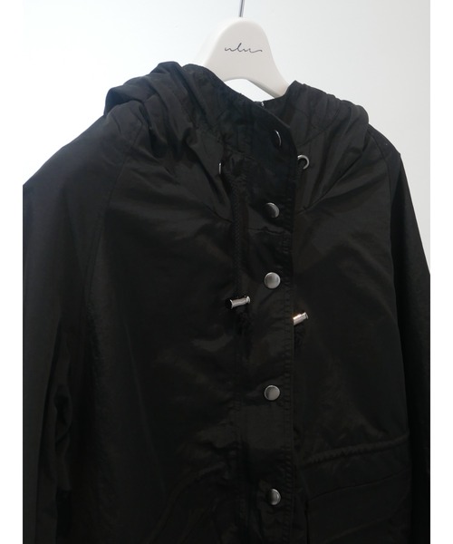 ulu（ウル）の「Spring mountain parka（マウンテンパーカー・レディース・ブラック・FREE）」の5枚目の写真