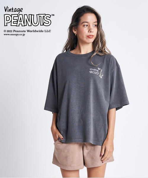 Vintage PEANUTS（ビンテージピーナッツ）の「PEANUTS TEE/ロキシースヌーピーコラボ半袖バックプリントTシャツ（Tシャツ/カットソー・レディース・パープル/ブラック/ナチュラル・SMALL/MEDIUM/LARGE）」の2枚目の写真