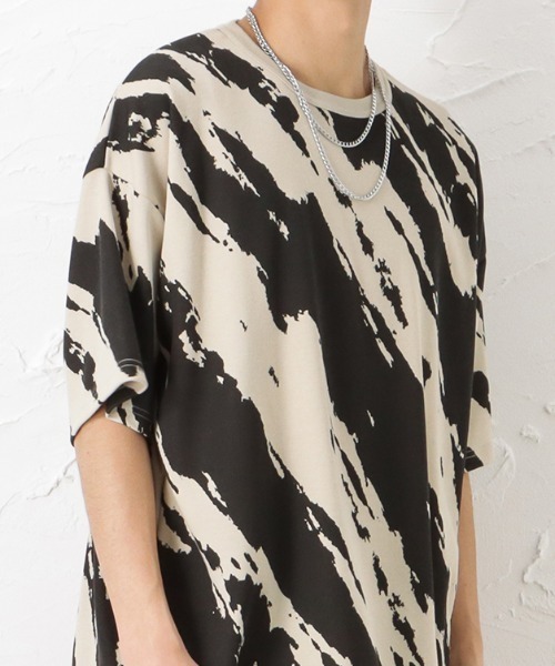 Mac-House(マックハウス)の「アクセサリー付き Tシャツ+タンクトップセットアンサンブル(Tシャツ/カットソー・メンズ・グレー/ホワイト/ベージュ・M/L)」の2枚目の写真