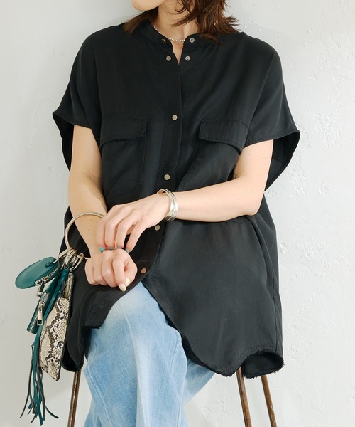 COLLAGE GALLARDAGALANTE（コラージュガリャルダガランテ）の「ワークベストっぽくも使える/テンセルフレンチシャツ（シャツ/ブラウス・レディース・ブラック/カーキ・FREE）」の5枚目の写真