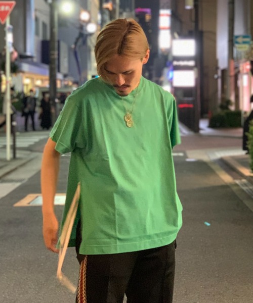 Toironier（トワロニエ）の「Toironier/トワロニエ/Slit Ｔ-shirt/スリットティーシャツ（Tシャツ/カットソー・メンズ・ホワイト/ブラック/グリーン/チャコール・FREE）」の22枚目の写真