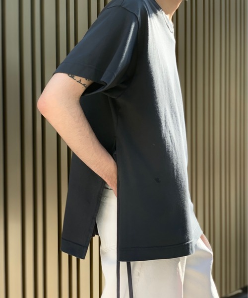 Toironier（トワロニエ）の「Toironier/トワロニエ/Slit Ｔ-shirt/スリットティーシャツ（Tシャツ/カットソー・メンズ・ホワイト/ブラック/グリーン/チャコール・FREE）」の15枚目の写真