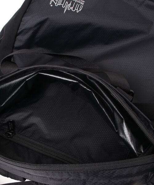 Manhattan Portage（マンハッタンポーテージ）の「Greenway Tote Backpack Ripstop Nylon（トートバッグ・メンズ・ブラック・MEDIUM）」の7枚目の写真