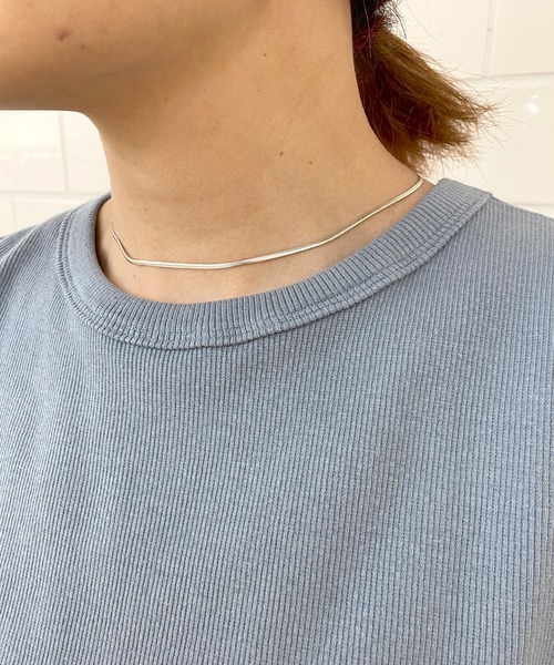 SHENERY（シーナリー）の「リブノースリーブコンパクトトップス（Tシャツ/カットソー・レディース・ブラック/ベージュ/ブルー/ボルドー・FREE）」の20枚目の写真