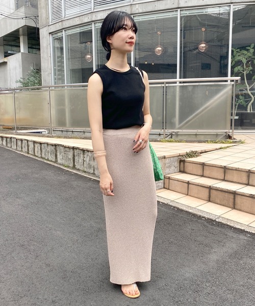 SHENERY（シーナリー）の「リブノースリーブコンパクトトップス（Tシャツ/カットソー・レディース・ブラック/ベージュ/ブルー/ボルドー・FREE）」の21枚目の写真