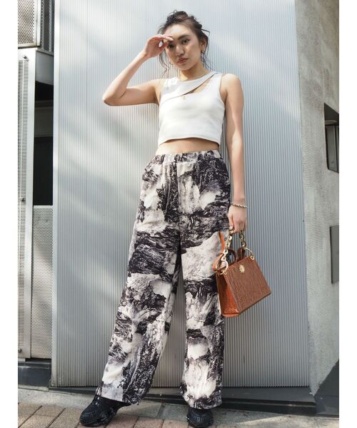 EVRIS（エヴリス）の「ノースリーブトップス（タンクトップ・レディース・ホワイト・FREE）」の4枚目の写真