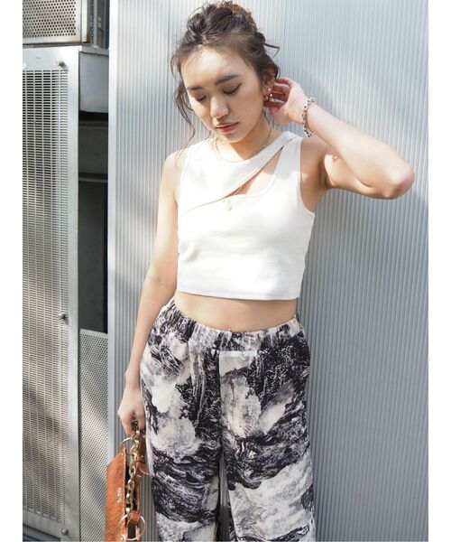 EVRIS（エヴリス）の「ノースリーブトップス（タンクトップ・レディース・ホワイト・FREE）」の9枚目の写真