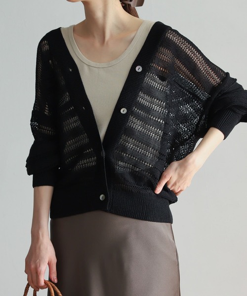 URBAN RESEARCH DOORS（アーバンリサーチドアーズ）の「透かし柄カーディガン（カーディガン/ボレロ・レディース・ブラック/ベージュ・MEDIUM）」の19枚目の写真