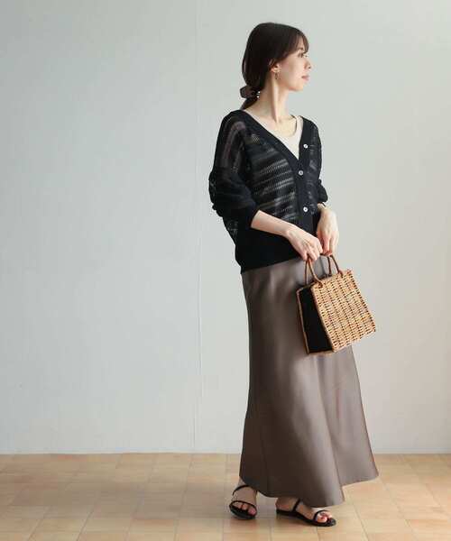 URBAN RESEARCH DOORS（アーバンリサーチドアーズ）の「透かし柄カーディガン（カーディガン/ボレロ・レディース・ブラック/ベージュ・MEDIUM）」の8枚目の写真