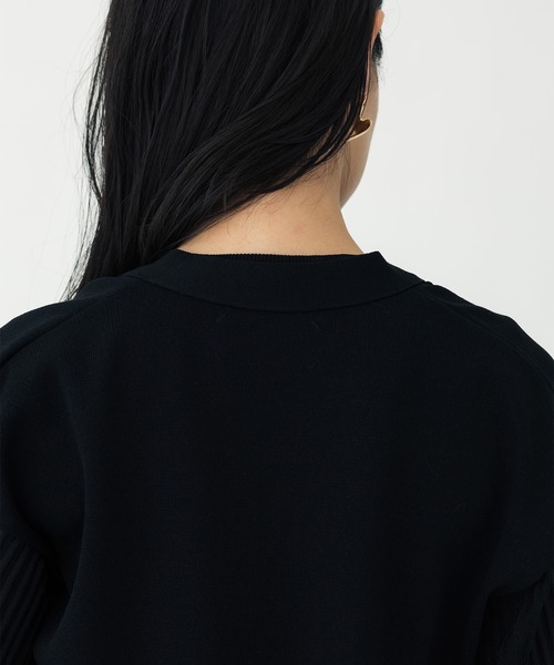 UNITED TOKYO（ユナイテッドトウキョウ）の「ウェーブデザインカーディガン（カーディガン/ボレロ・レディース・ブラック/ブラウン・FREE）」の15枚目の写真