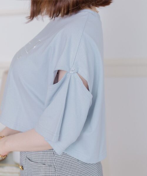 ems excite（エムズエキサイト）の「肩あきロゴ刺繍Tee（Tシャツ/カットソー・レディース・チャコールグレー/オフホワイト/ブルー・FREE）」の18枚目の写真