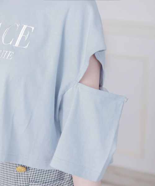 ems excite（エムズエキサイト）の「肩あきロゴ刺繍Tee（Tシャツ/カットソー・レディース・チャコールグレー/オフホワイト/ブルー・FREE）」の21枚目の写真