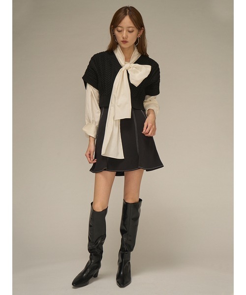 SNIDEL（スナイデル）の「ケーブルベストレイヤードボウタイブラウス（シャツ/ブラウス・レディース・ブラック/アイボリー/ベージュ系その他・FREE）」の8枚目の写真