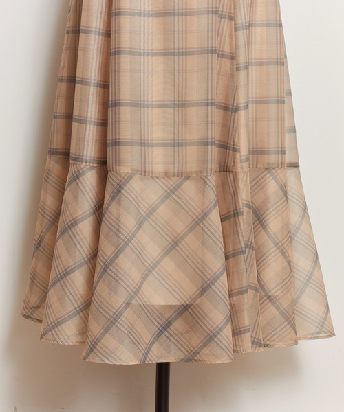 NOELA（ノエラ）の「【WEB限定】シアーチェックスカート（スカート・レディース・ベージュ/ピンク/オフホワイト・S/M）」の17枚目の写真