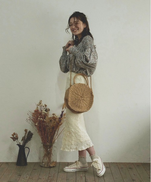 t a r o s u（タロス）の「syuwasyuwa skirt/しゅわしゅわスカート（スカート・レディース・ブルー/ホワイト/ブラウン・FREE）」の17枚目の写真