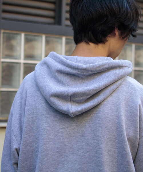 GLOSTER（グロスター）の「【GLOSTER/グロスター】TRIPPY グラフィックパーカーフォト ビッグシルエット（パーカー・メンズ・グレー/オフホワイト・M/L）」の5枚目の写真