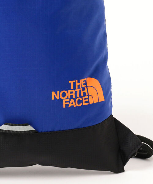こども ビームス（コドモビームス）の「THE NORTH FACE / キッズ ナップサック ミニ（5L）（バックパック/リュック・キッズ・ブラック/ブルー・ONE SIZE）」の11枚目の写真