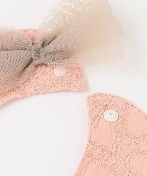 petit main(プティマイン)の「スカラップスタイ(スタイ/よだれかけ・キッズ・ライトピンク/オフホワイト/ネイビー・FREE)」の7枚目の写真