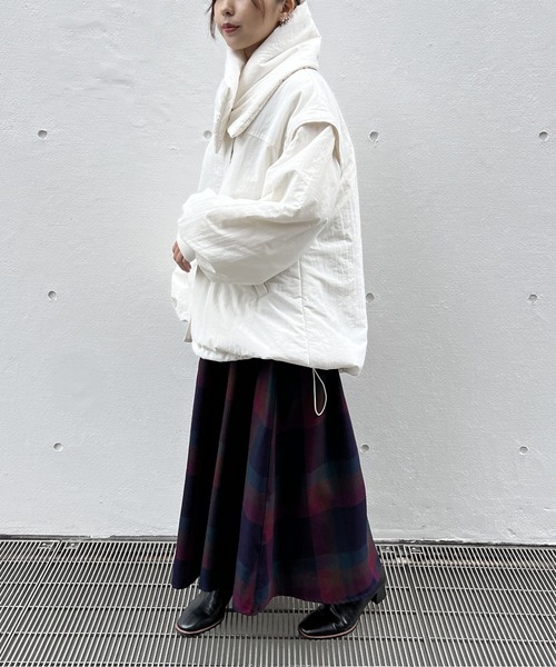 one way（ワンウェイ）の「マルチウェイ/スヌード付き/フェイクダウンコート（ダウンジャケット/コート・レディース・ホワイト/ブラック・FREE）」の12枚目の写真