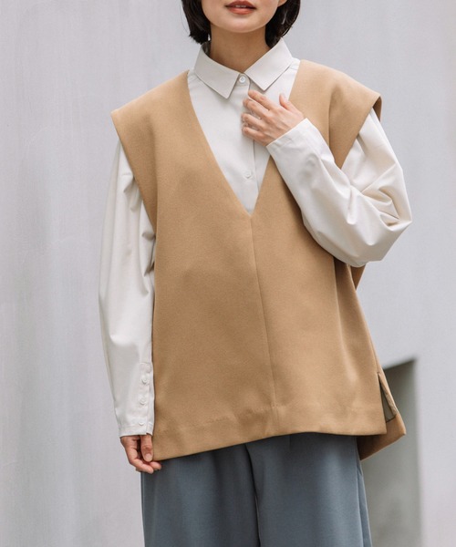 Munich（ミューニック）の「ナノヒーティングダブルクロスＶネックジレ（ベスト・レディース・ブラック/キャメル/グレイッシュベージュ・FREE）」の5枚目の写真