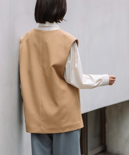 Munich（ミューニック）の「ナノヒーティングダブルクロスＶネックジレ（ベスト・レディース・ブラック/キャメル/グレイッシュベージュ・FREE）」の7枚目の写真