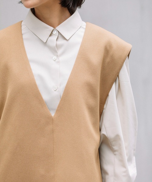 Munich（ミューニック）の「ナノヒーティングダブルクロスＶネックジレ（ベスト・レディース・ブラック/キャメル/グレイッシュベージュ・FREE）」の8枚目の写真