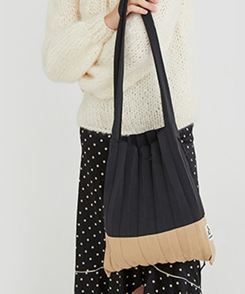 Oriens JOURNAL STANDARD(オリエンス ジャーナルスタンダード)の「■■【JOSEPH AND STACEY】ラッキープリーツニットミックス(M) :バッグ(トートバッグ・レディース・バイオレット/グリーン/モスグリーン/ブラック・MEDIUM)」の2枚目の写真