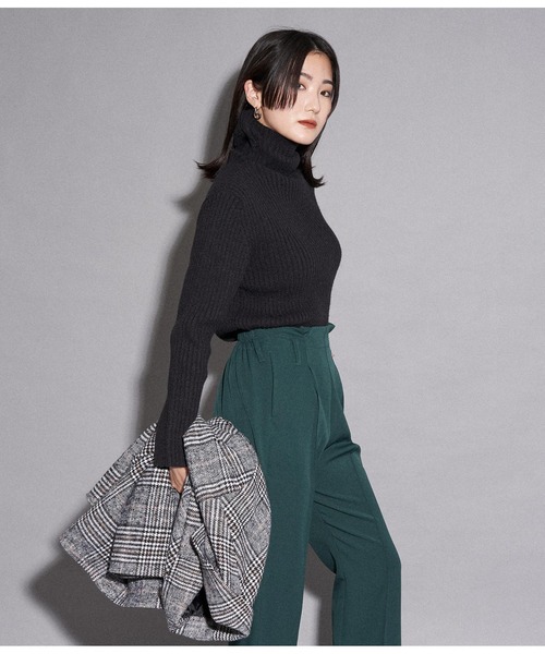 ANAP(アナップ)の「タートルネックリブトップスセーター(ニット/セーター・レディース・レッド/ブルー/ブラック/アイボリー・FREE)」の6枚目の写真