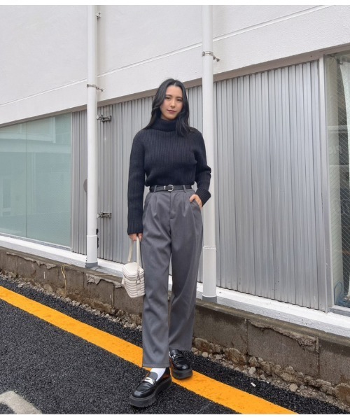 ANAP(アナップ)の「タートルネックリブトップスセーター(ニット/セーター・レディース・レッド/ブルー/ブラック/アイボリー・FREE)」の18枚目の写真