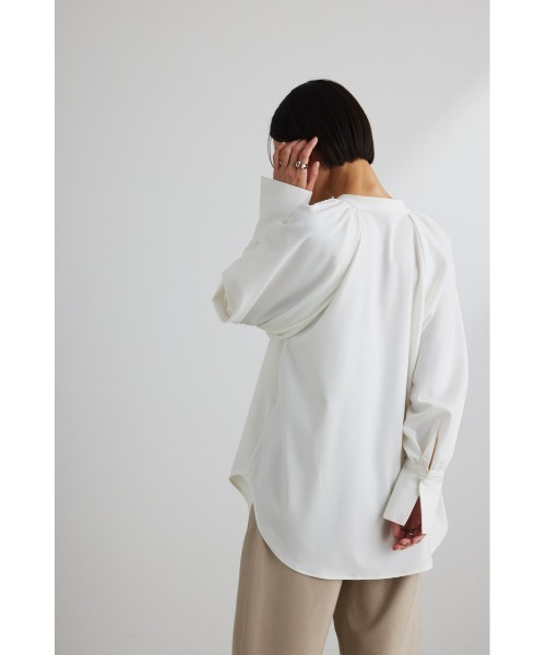 STYLEMIXER(スタイルミキサー)の「ボリュームスリーブブラウス(シャツ/ブラウス・レディース・ベージュ/ホワイト/ブラック・FREE)」の9枚目の写真