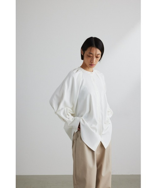 STYLEMIXER(スタイルミキサー)の「ボリュームスリーブブラウス(シャツ/ブラウス・レディース・ベージュ/ホワイト/ブラック・FREE)」の4枚目の写真
