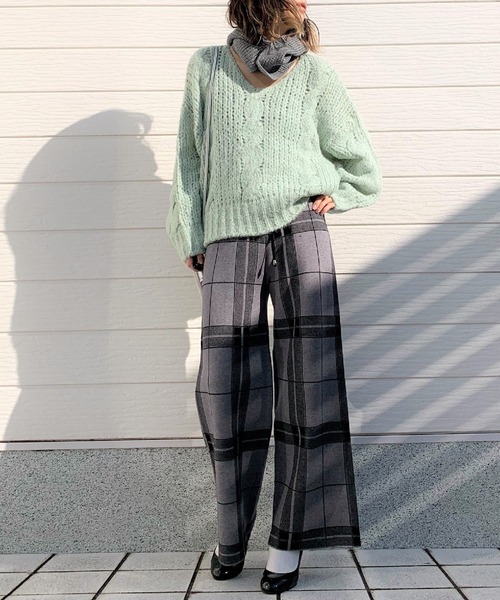 Q（キュー）の「バラクラバスナップフーディー（ネックウォーマー/スヌード・レディース・チャコールグレー/ベージュ・ONE SIZE）」の10枚目の写真