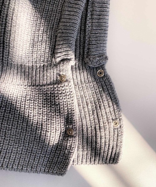 Q（キュー）の「バラクラバスナップフーディー（ネックウォーマー/スヌード・レディース・チャコールグレー/ベージュ・ONE SIZE）」の8枚目の写真