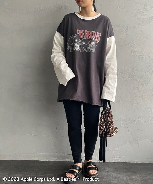 The Beatles（ザビートルズ）の「【WEB限定】[THE BEATLES/ザ ビートルズ] 配色デザイン フォトプリントロンT（Tシャツ/カットソー・レディース・チャコールグレー/ライトグレー・M/L/XL）」の20枚目の写真